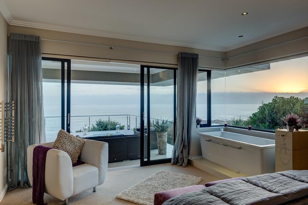 Retreat On Cliff Bed & Breakfast Knysna Exterior photo